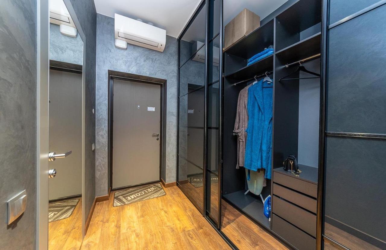 Luxury Apartments Smartplaza Obolon Metro Minskai Киев Екстериор снимка
